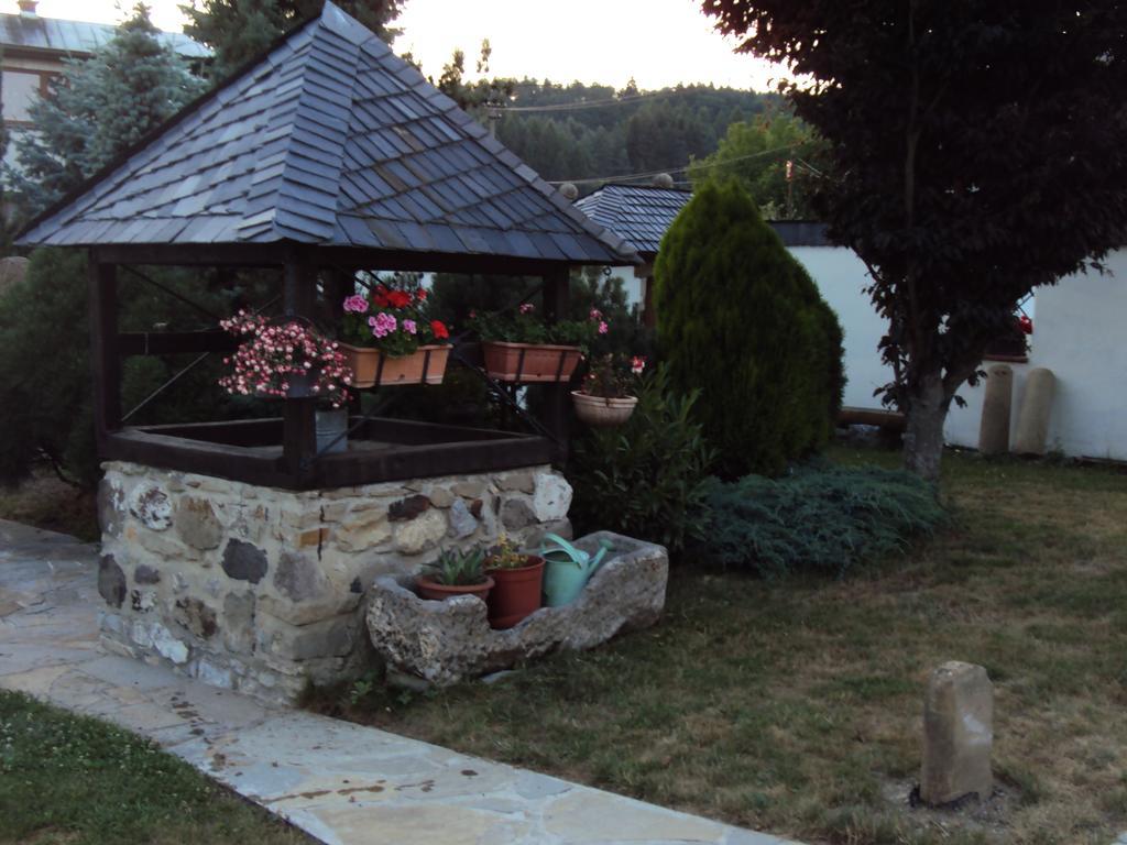 Castle Kastiel Kotesova Apartman Kültér fotó