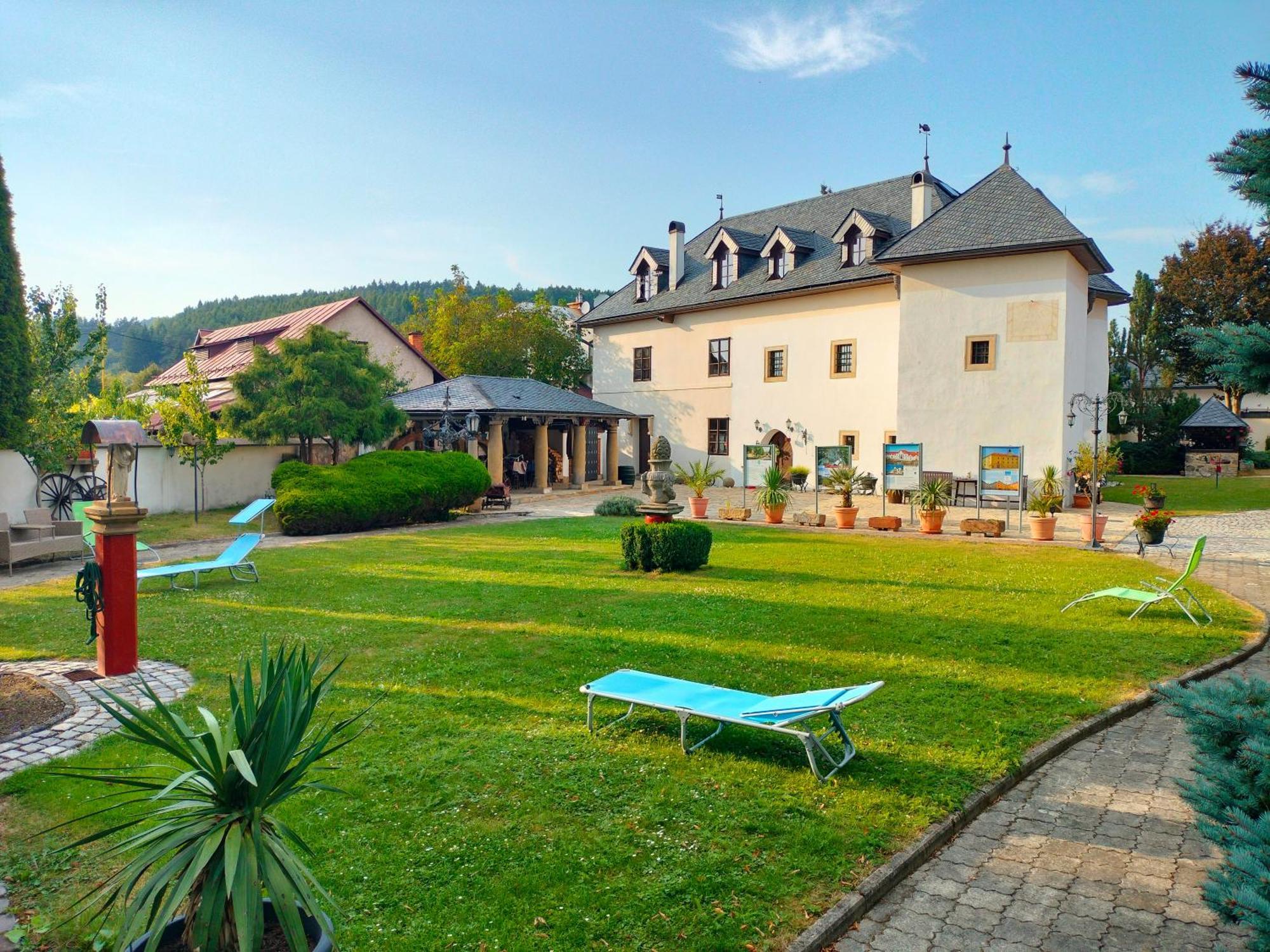 Castle Kastiel Kotesova Apartman Kültér fotó